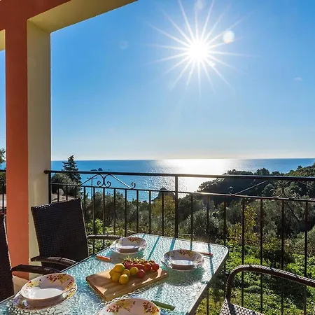 Apartment And With Swimming Pool And Sea View In Beach, Corfu Pelekas