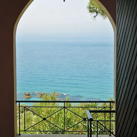 And With Swimming Pool And Sea View In Beach, Corfu Appartement Pelekas