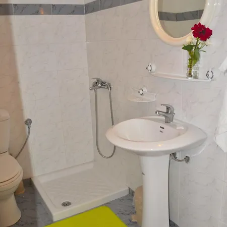 And With Swimming Pool And Sea View In Beach, Corfu Apartament